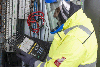 Class A vs Class B Power Quality Analyzers: IEC 61000-4-30 Explained